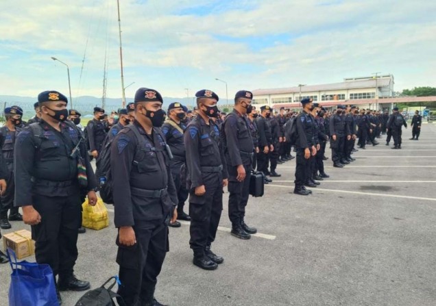 "Upacara penerimaan BKO Brimob dari Polda Bali ini berlangsung di lapangan apel Brimobda Sultra.