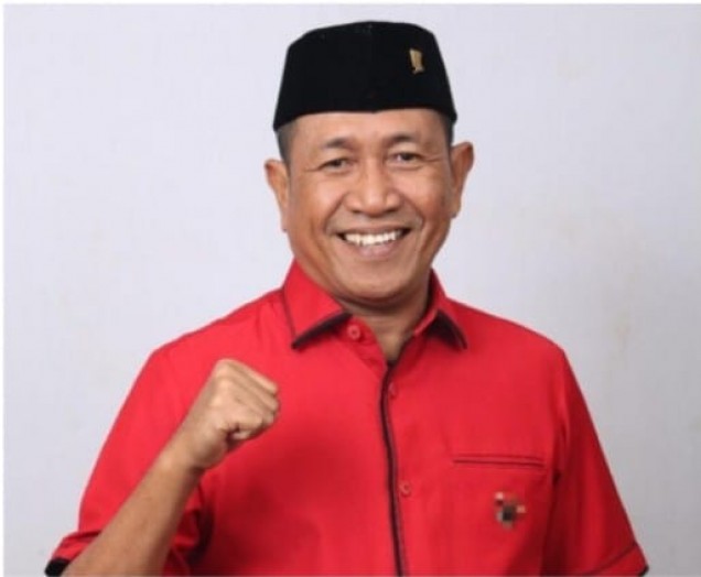 "Ketua PDIP Kota Kendari, Ishak Ismail. Foto: Istimewa